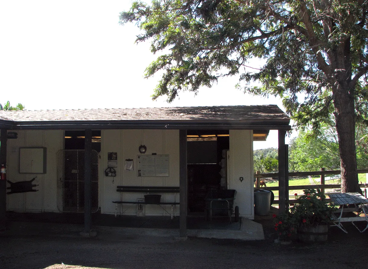 Barn